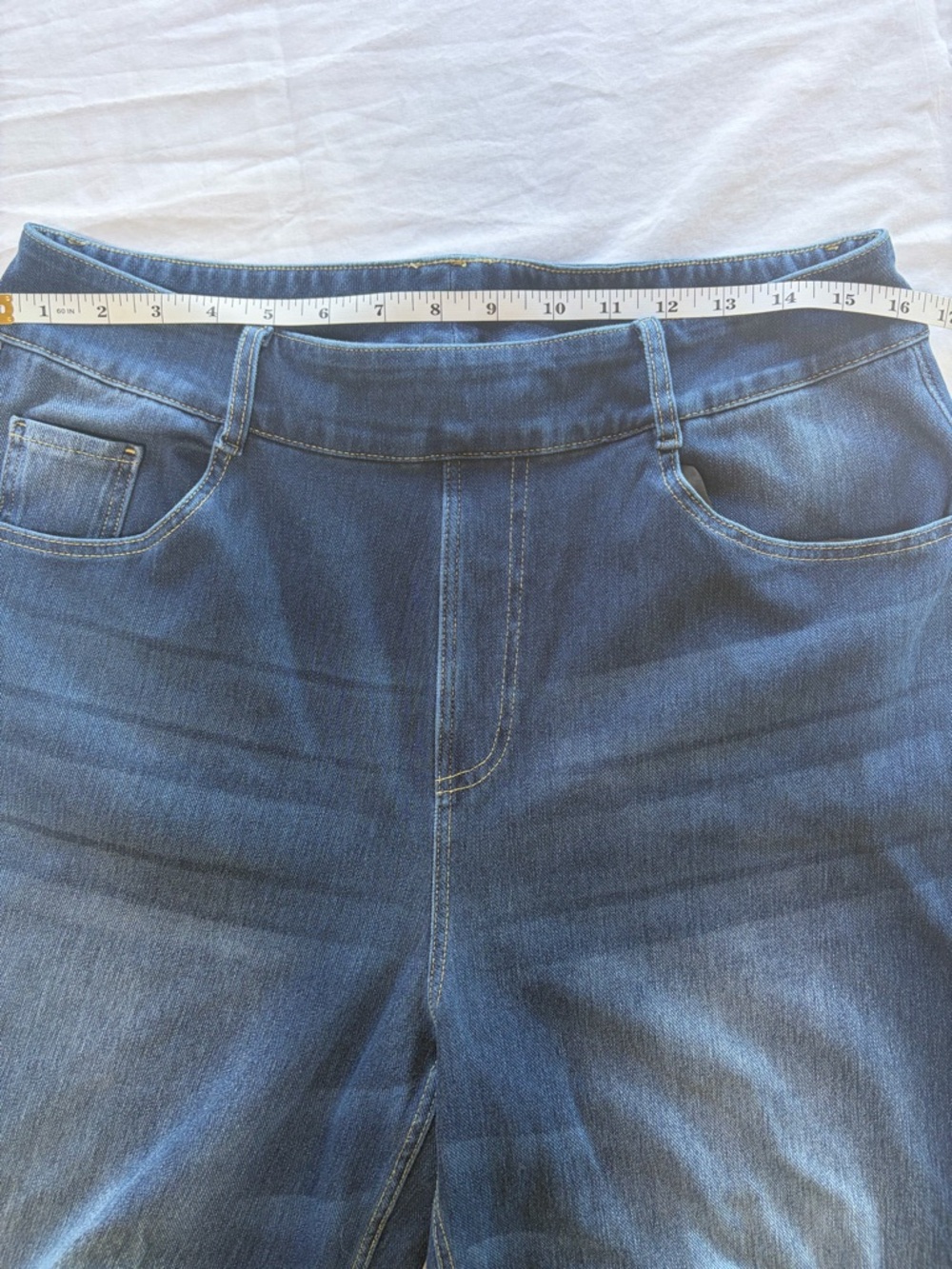Halara Flex Barrel Leg Jeans Size Large NWOT - Picture 10 of 16